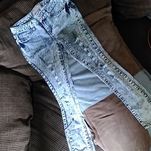 Light blue very distressed jeans